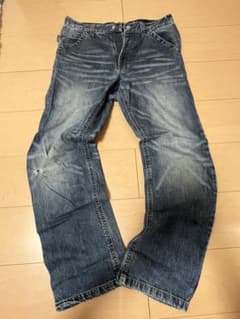 SUPERIOR デニムパンツ 色落ち加工のサムネイル