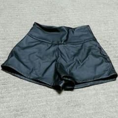 ＧＹＤＡ　レザーショートパンツのサムネイル