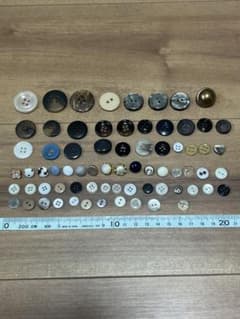手芸用ボタン まとめ売り 大量セット 71個 - メルカリ