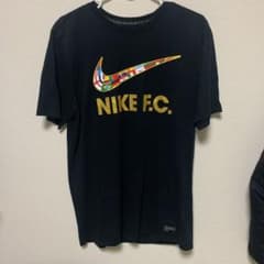 NIKE ナイキ Tシャツのサムネイル