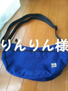 CHUMS バナナショルダーバッグ(紺色)のサムネイル