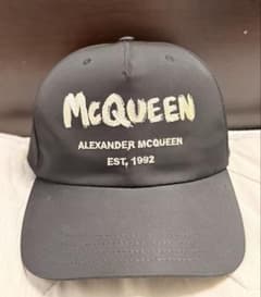 Alexander McQueen ロゴ刺繍 キャップ 正規品 表参道店購入 Alexander McQueen ロゴ刺繍 キャップ 正規品 表参道店購入 - メルカリ