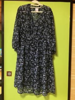 kitson 花柄シフォンワンピース ネイビーのサムネイル