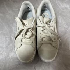 PUMA♡厚底スニーカー ベージュ 24cmのサムネイル