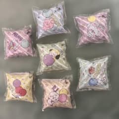 BT21 くら寿司 クッション型チャーム 7種セットのサムネイル