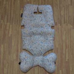 bornyのベビーカーシートのサムネイル