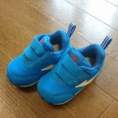 ミズノスニーカー12㎝のサムネイル