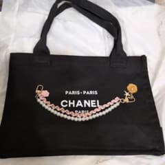 CHANELノベルティ 新品未使用トートバッグ チャーム付き - メルカリ