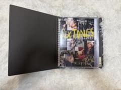 SixTONES カレンダー 2021.4-2022.3 バラ ファイル保管のサムネイル