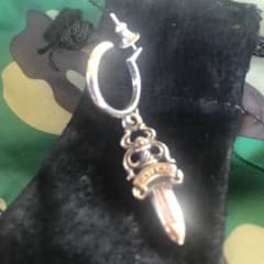 ピアス　ダガーピアスのサムネイル