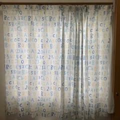 東京インテリア　アルファベットカーテン　子供部屋のサムネイル