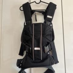 BABYBJÖRN ベビーキャリア　ONE KAI 黒のサムネイル