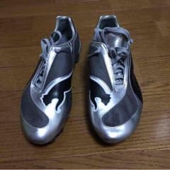 プーマ スパイクのサムネイル