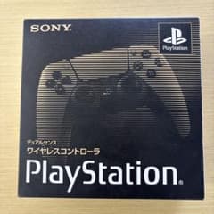 【新品未開封】(箱破れあり) PlayStation5 コントローラー 30周年のサムネイル