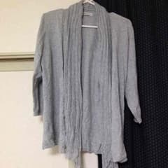 美品 earth m&e カーディガンのサムネイル