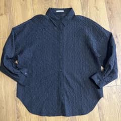 Lutique ブラック 長袖シャツ　しまむらのサムネイル