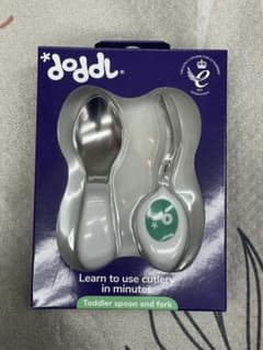 新品 ドードル スプーンフォークセット ライトグリーン 離乳食のサムネイル