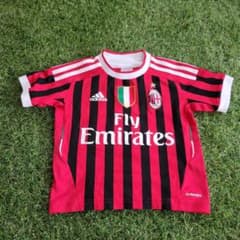 サッカーユニフォームのサムネイル