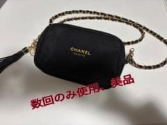 シャネル　ノベルティ　ポーチのサムネイル