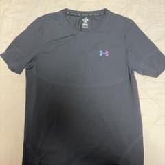 アンダーアーマー 半袖Tシャツ ブラック XLサイズのサムネイル