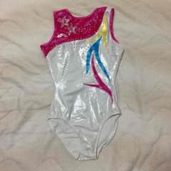 体操 レオタードのサムネイル