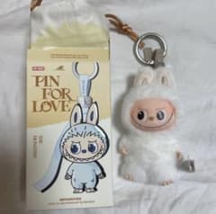 POP MART PIN FOR LOVE ぬいぐるみ　白のサムネイル