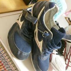 陸上スパイクのサムネイル