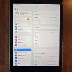 Apple iPad 第5世代 32GB 本体　セルラーモデルのサムネイル