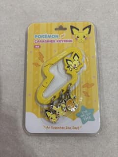 韓国限定 ポケモン30周年 カラビナキーリング ピチュー ピカチュウ