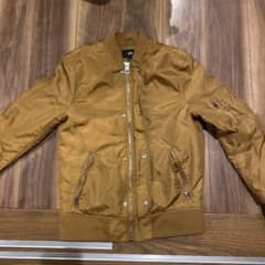 H&M ブルゾン ジャケット　MA-1のサムネイル