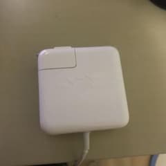 Apple 純正 Adapterのサムネイル