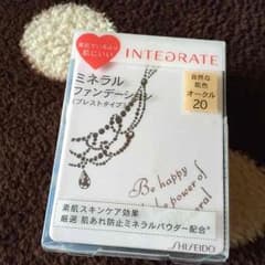 インテグレート ミネラルファンデーションのサムネイル