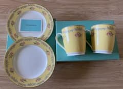 ティファニー 食器 プレート マグカップ チューリップ フラワー 黄色 イエロー ティファニー 食器 プレート マグカップ チューリップ フラワー 黄色