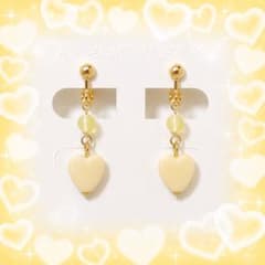 ♡イエロー ハート イヤリング♡キッズ イヤリング プラスチックに変更可のサムネイル