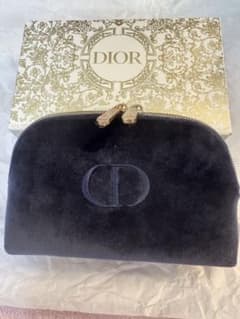 美様♡Dior ノベルティポーチのサムネイル