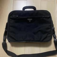 【本日24:00迄出品】PRADA ビジネスバッグ ブリーフケースのサムネイル