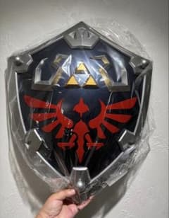 ゼルダの伝説 ハイリアの盾 実寸大 ABS樹脂製 - メルカリ