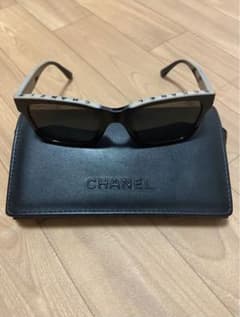 超美品！CHANELサングラス　ココマークのサムネイル
