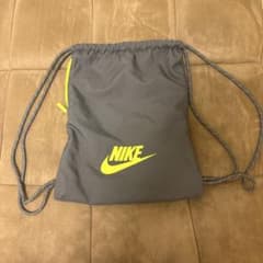 【非売品】NIKE ナップサック グレー×イエロー 美品　人気色のサムネイル