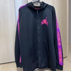NIKE エアジョーダン　トラックジャケットのサムネイル