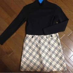 バーバリー 新品 １４０ ワンピースのサムネイル