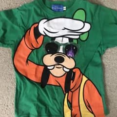 ディズニーリゾート　グーフィーTシャツ120のサムネイル