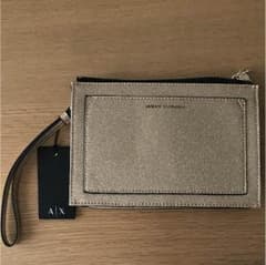 ☆ARMANI EXCHANGE☆クラッチバッグのサムネイル