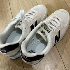 New Balance 574 ホワイト/ブラック スニーカーのサムネイル