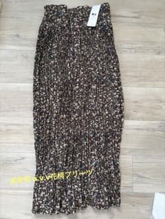 a.v.v 花柄プリーツスカート ブラウン Lサイズ 新品未使用のサムネイル