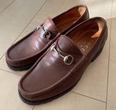GUCCI ローファー 茶色のサムネイル