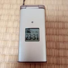 au京セラかんたん携帯KYF38のサムネイル