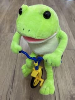 おとぼけ ケロピョン 自転車 ぬいぐるみのサムネイル