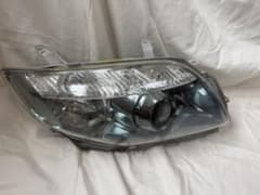 トヨタ カローラフィールダー 右ヘッドライト - メルカリ