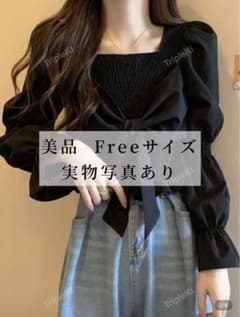 【美品】SHEIN TripleKi マリーネスリーブクロップブラウス ブラウスのサムネイル